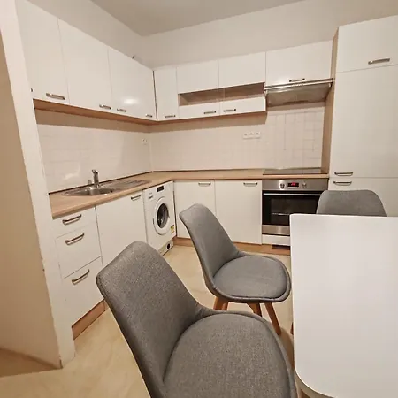 Star #2a215 By Starbnb Eu * Brno