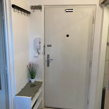 Star #2a215 By Starbnb Eu